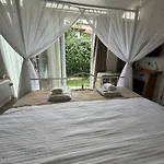 Hotel Flora Boheme Butik 5*