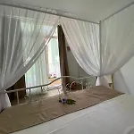 Flora Boheme Butik 5*