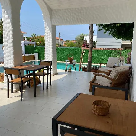 Flora Boheme Butik 5* Çeşme