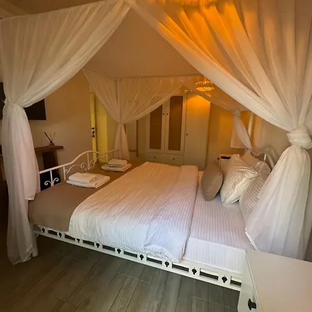 Hotel Flora Boheme Butik 5*