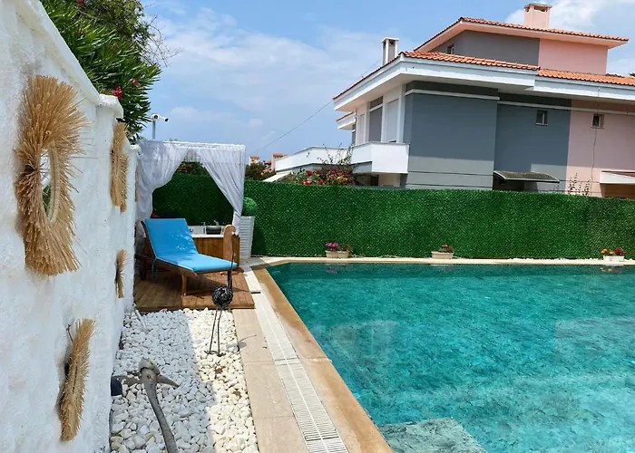 Flora Boheme Butik Hotel Çeşme