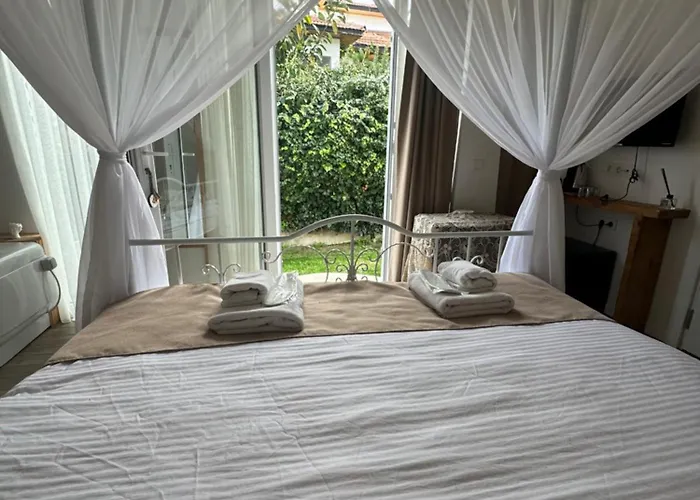 Hotel Flora Boheme Butik *