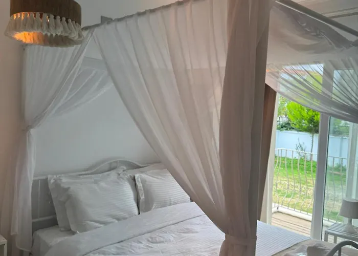 Flora Boheme Butik Çeşme