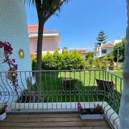 Flora Boheme Butik Ξενοδοχείο 5*