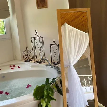 Hotel Flora Boheme Butik 5*