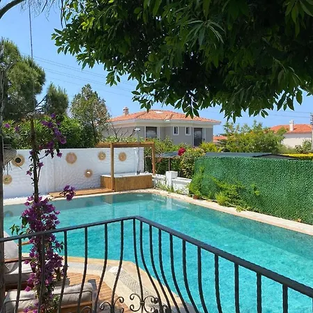 Hotel Flora Boheme Butik Çeşme