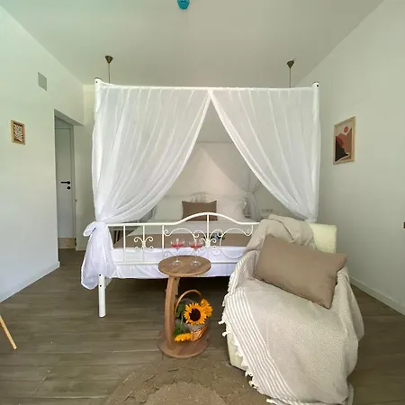 Flora Boheme Butik Çeşme