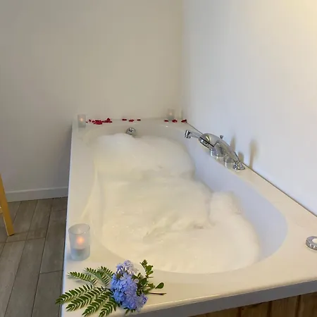 Hotel Flora Boheme Butik 5*